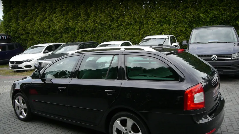 SKODA Octavia -