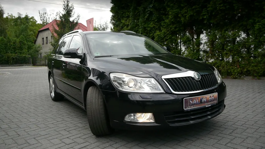 SKODA Octavia -