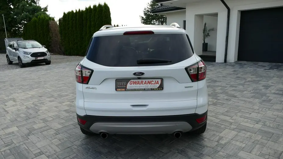 FORD Kuga -