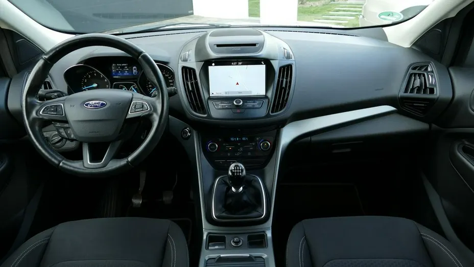 FORD Kuga -