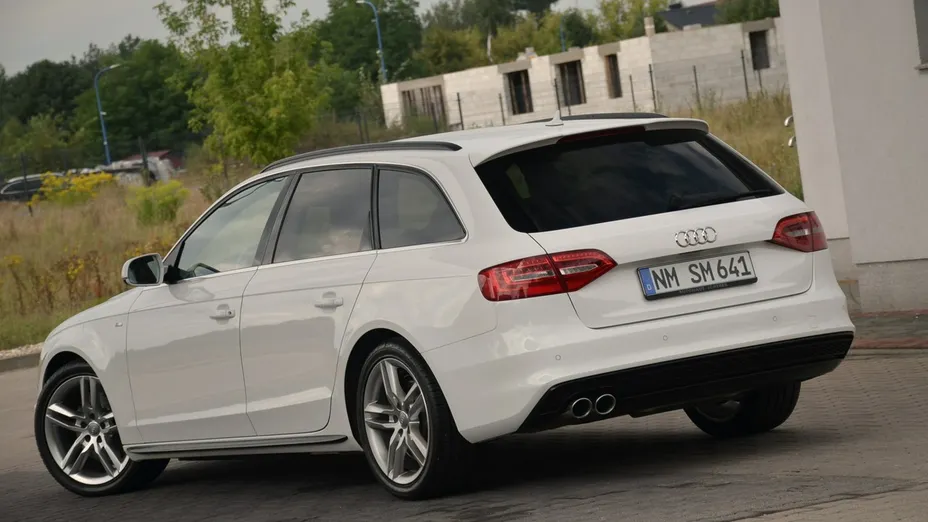 AUDI A4 Avant -