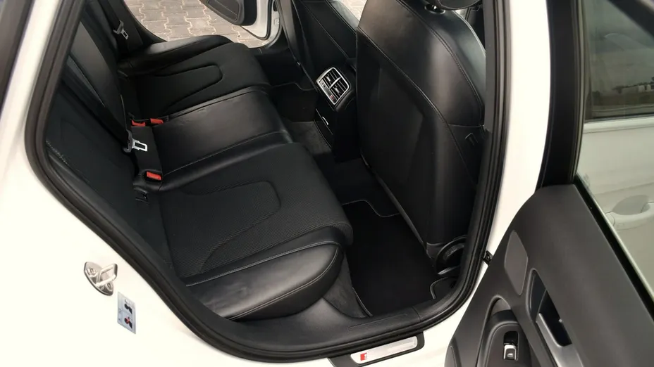 AUDI A4 Avant -