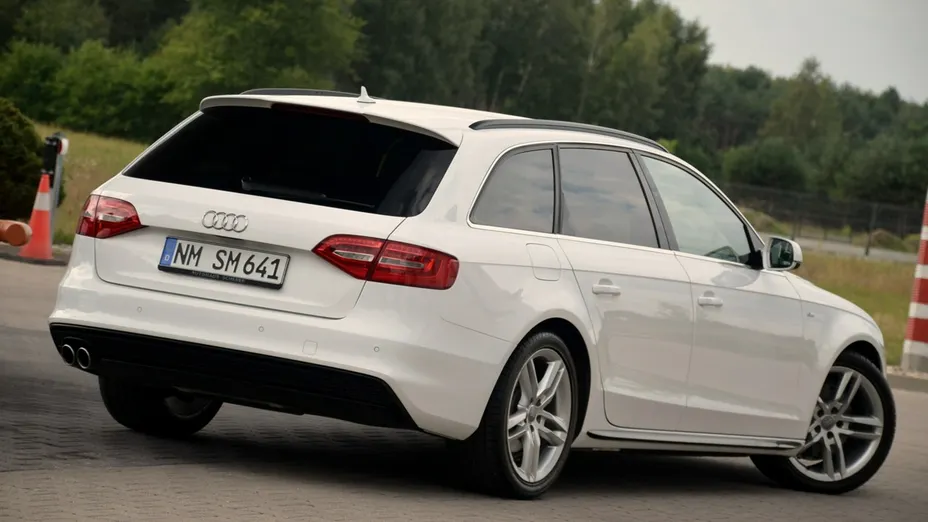 AUDI A4 Avant -