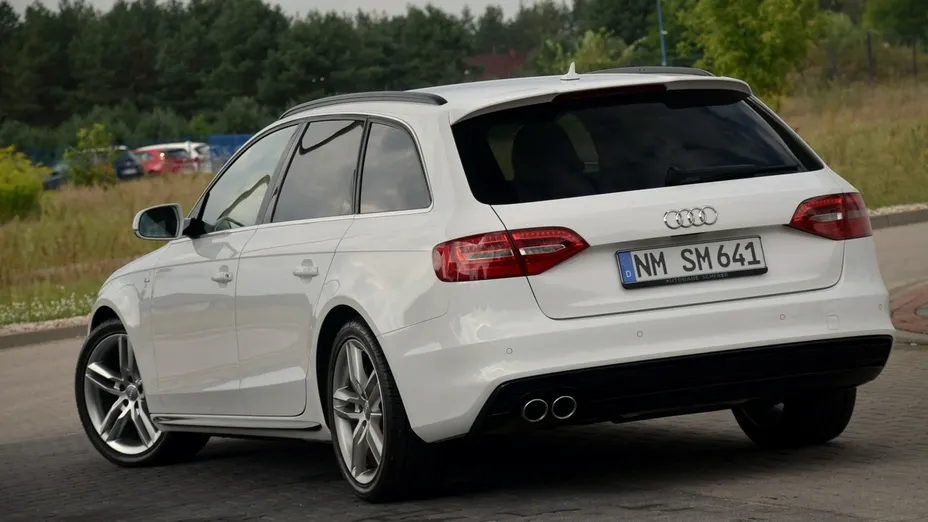 AUDI A4 Avant -
