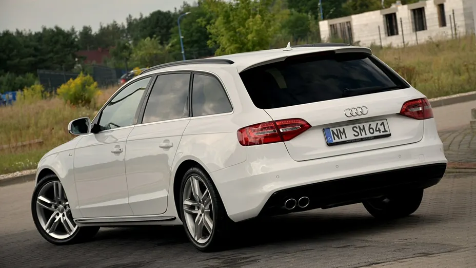 AUDI A4 Avant -