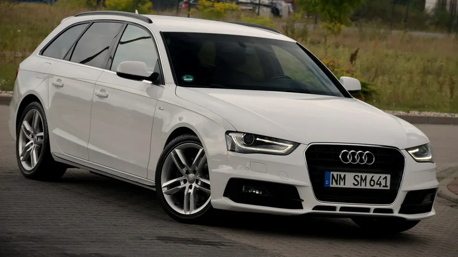 AUDI A4 Avant -