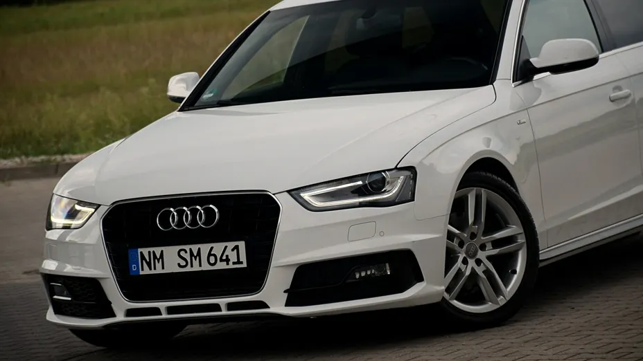 AUDI A4 Avant -