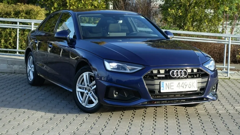 AUDI A4 -