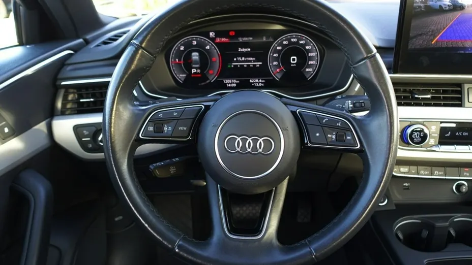 AUDI A4 -