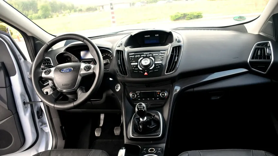 FORD Kuga -