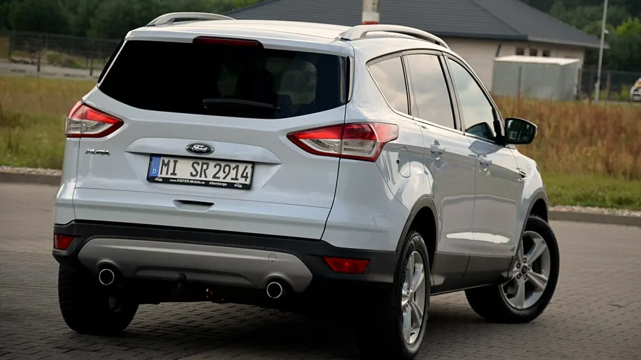 FORD Kuga -