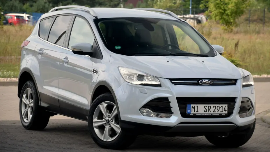 FORD Kuga -