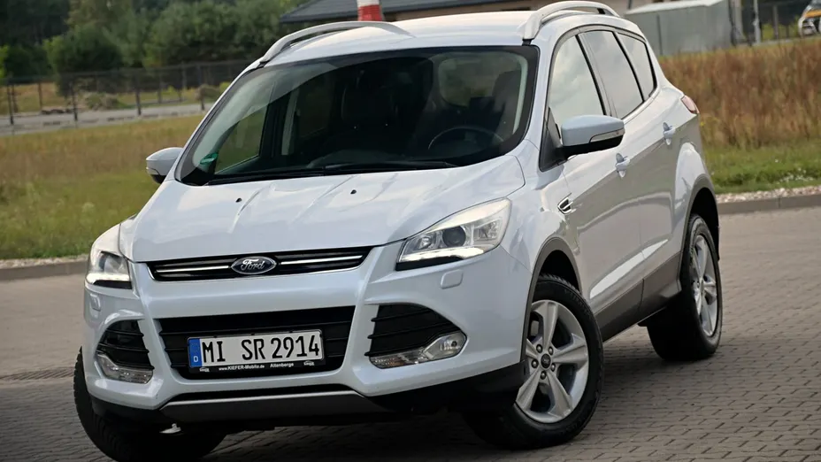 FORD Kuga -