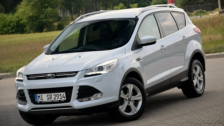 FORD Kuga -