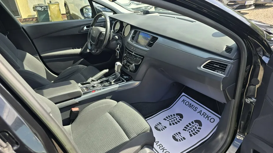 PEUGEOT 508 -