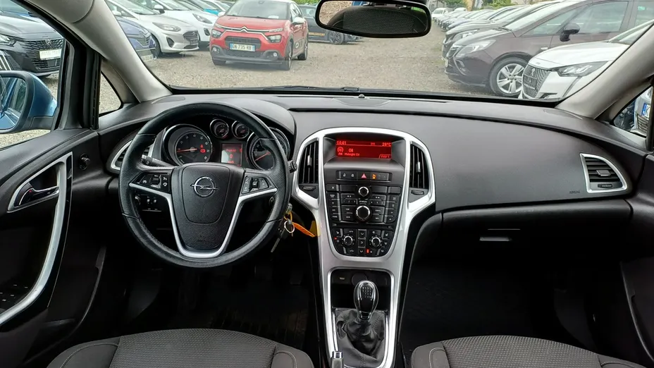 OPEL Astra -