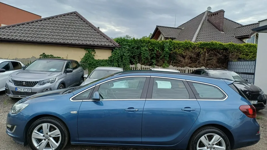OPEL Astra -