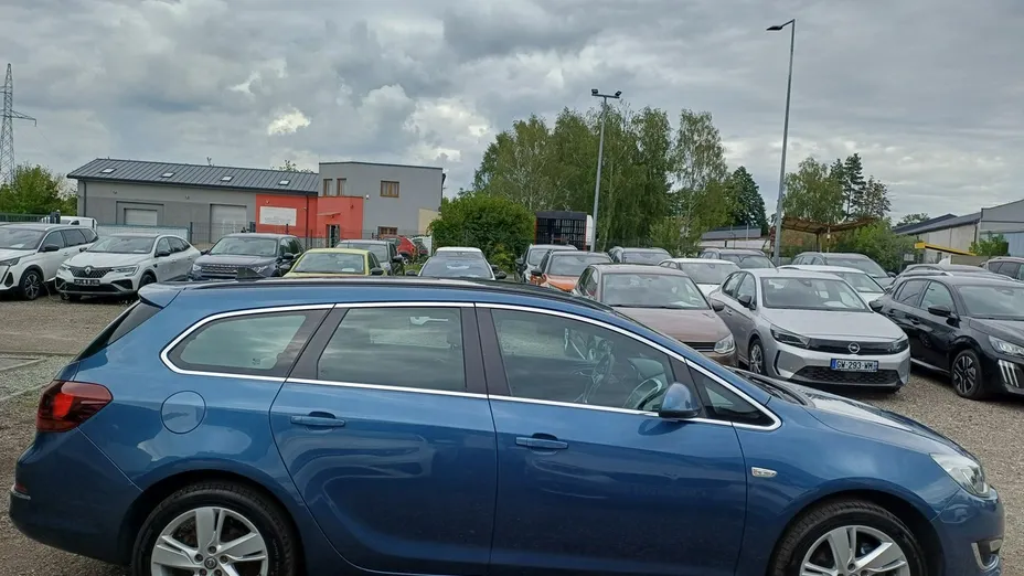 OPEL Astra -