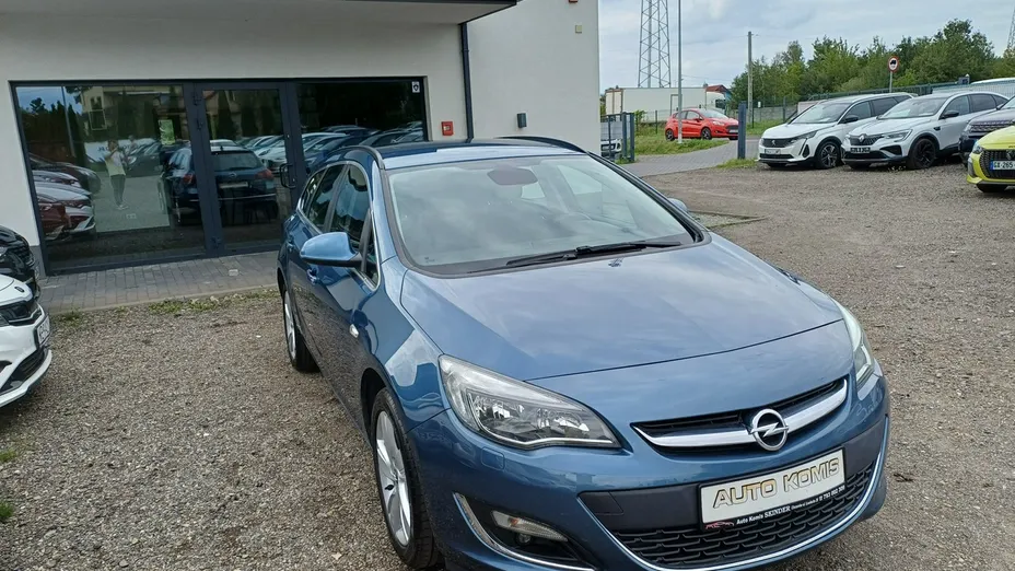 OPEL Astra -