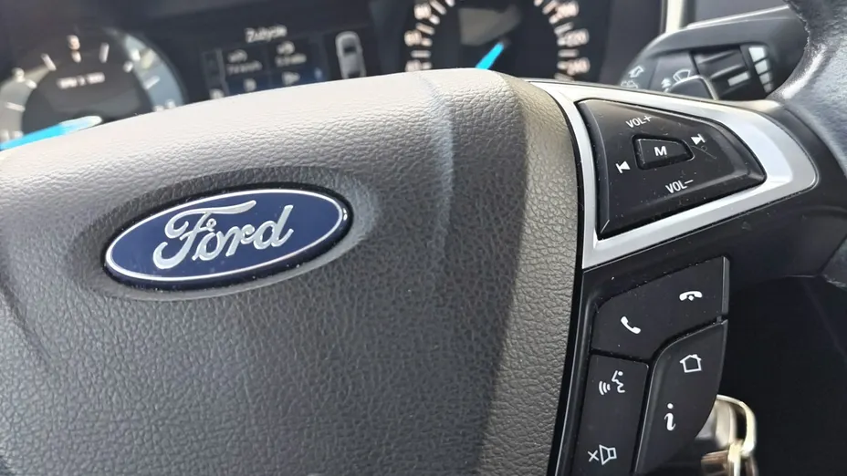 FORD Mondeo -
