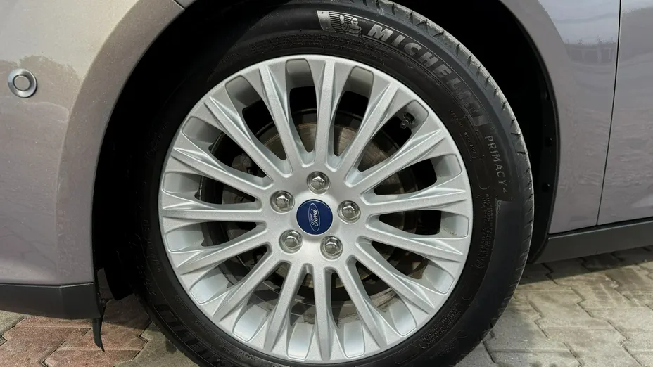 FORD Focus -