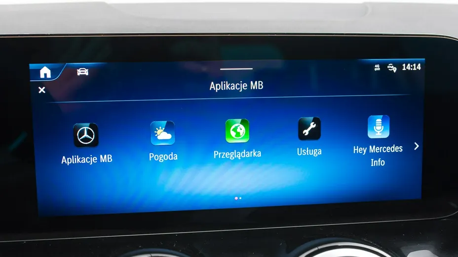 MERCEDES-BENZ GLA -