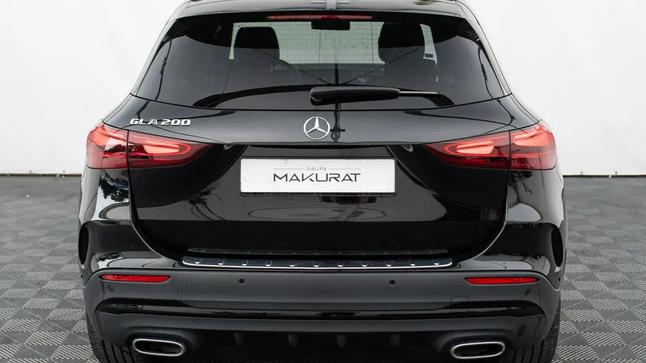 MERCEDES-BENZ GLA -