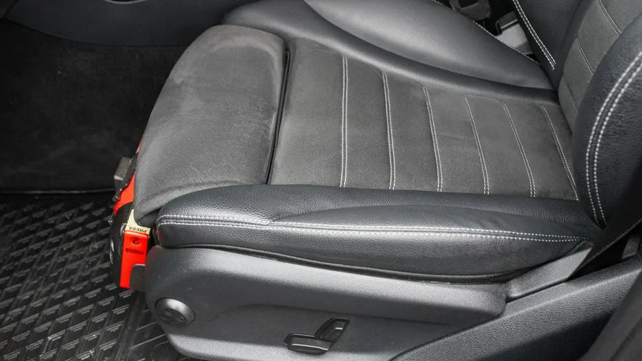 MERCEDES-BENZ GLC -