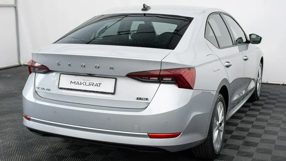 SKODA Octavia -