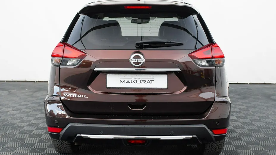 NISSAN X-Trail -