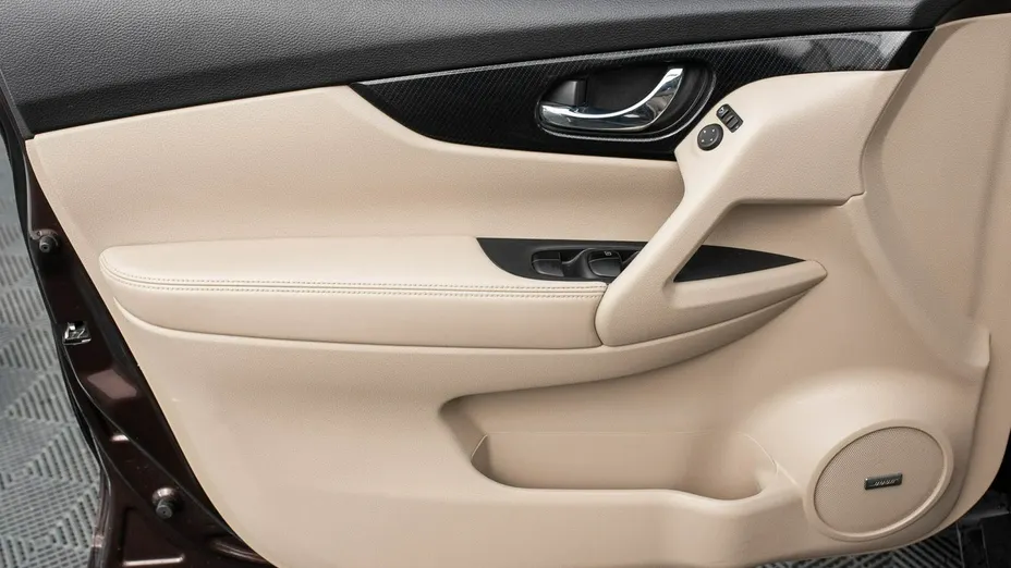 NISSAN X-Trail -