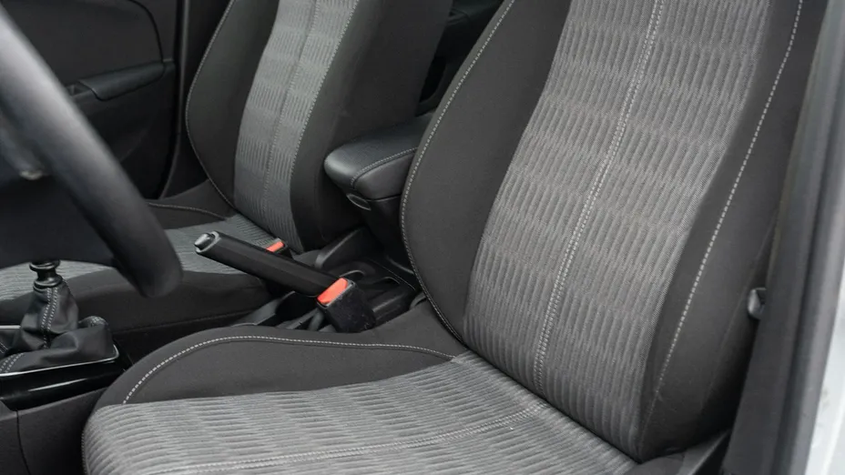 OPEL Corsa -