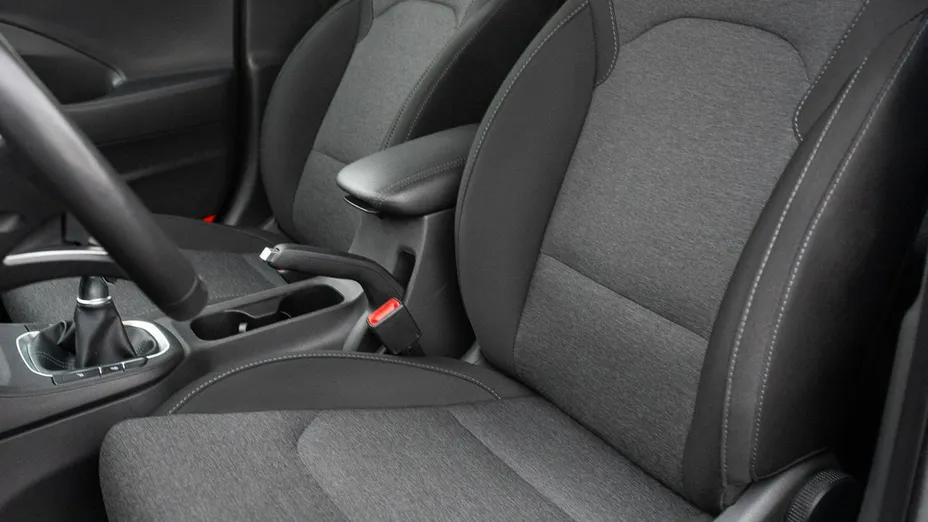 HYUNDAI i30 -