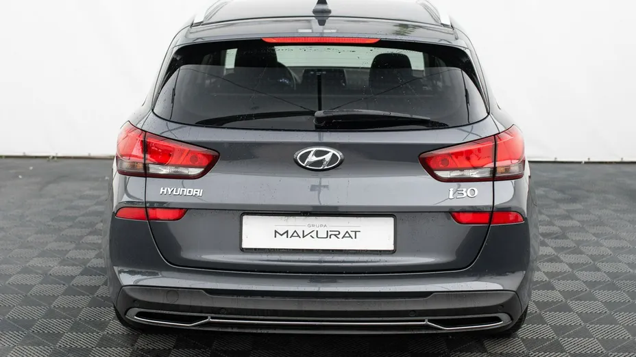HYUNDAI i30 -