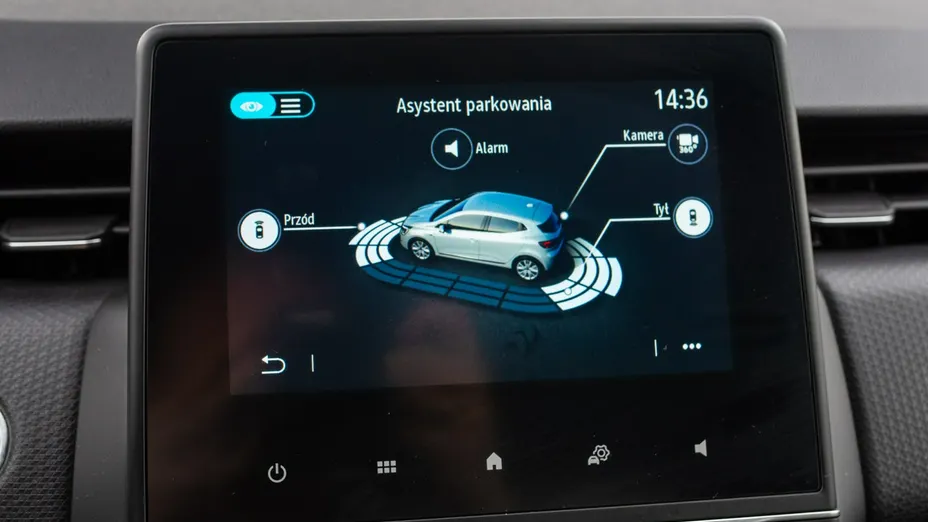 RENAULT Clio -