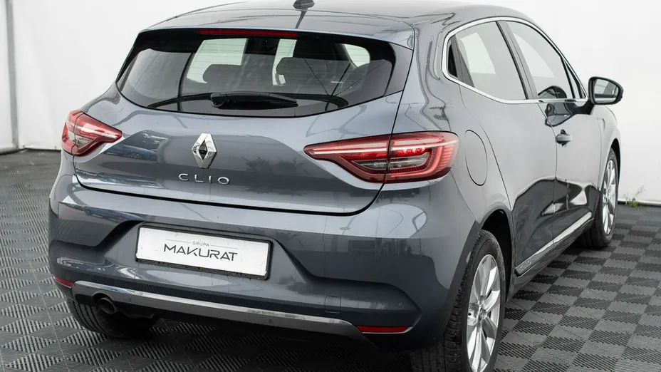 RENAULT Clio -