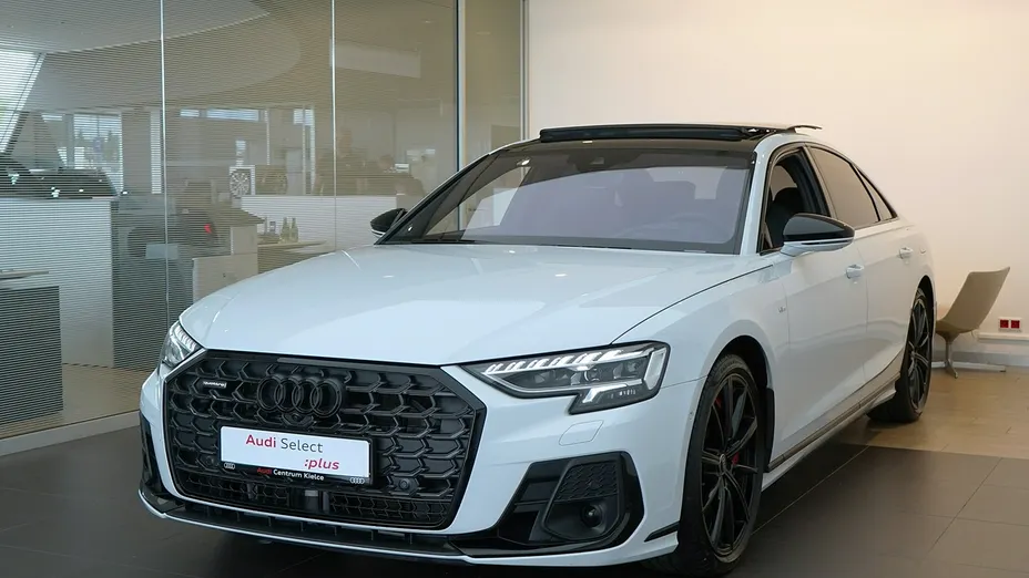 AUDI A8 -