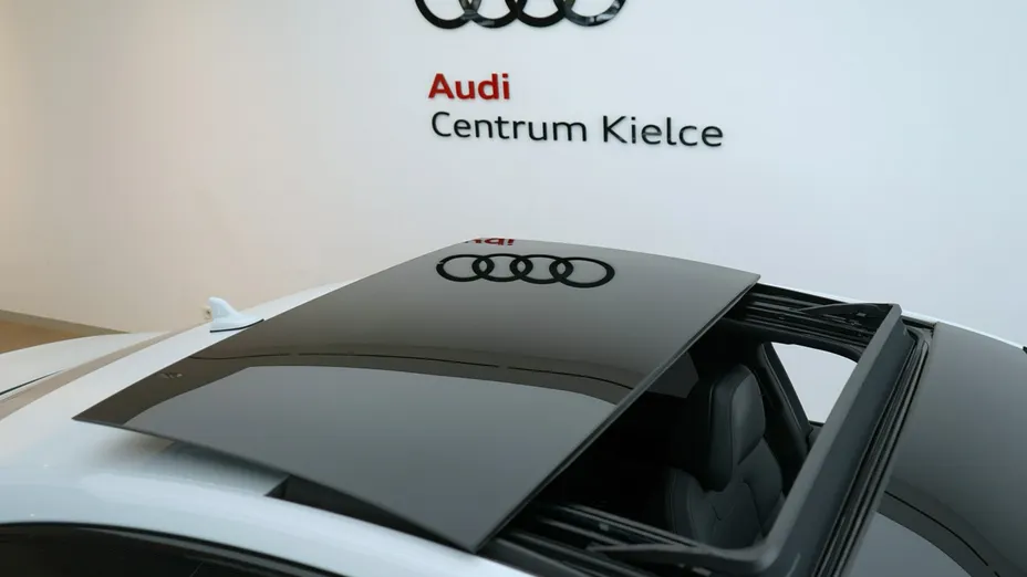 AUDI A8 -