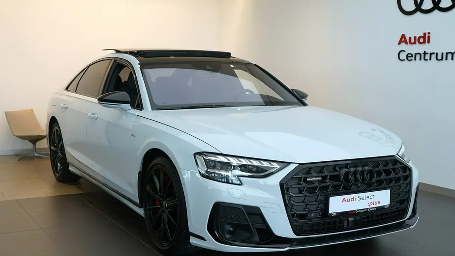 AUDI A8 -