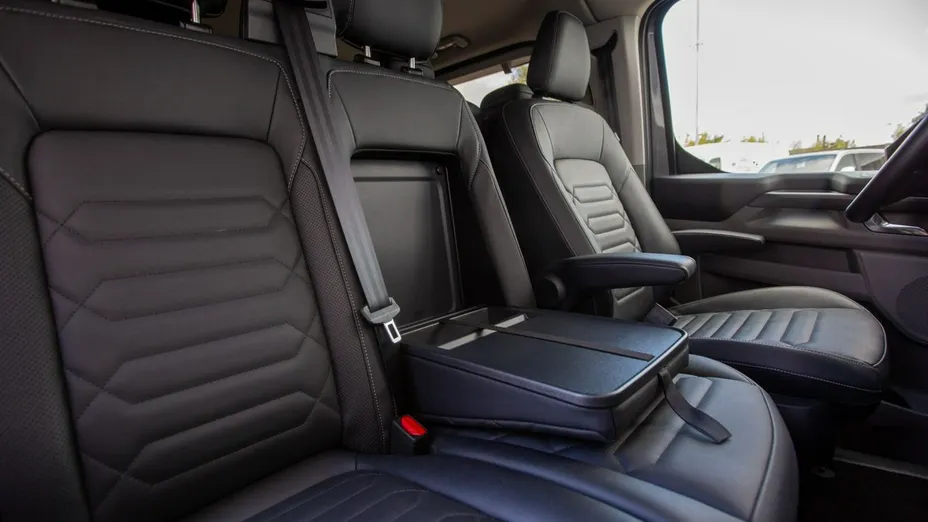 FORD Tourneo Custom -