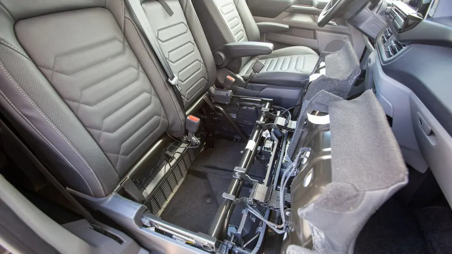FORD Tourneo Custom -