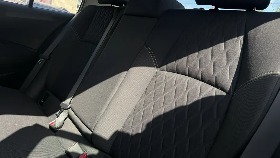 TOYOTA Corolla -