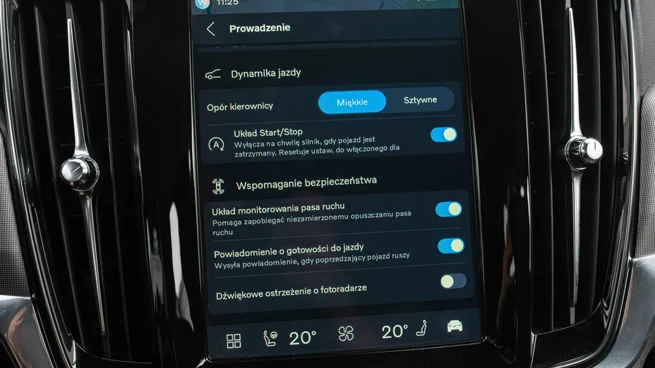 VOLVO V90 -