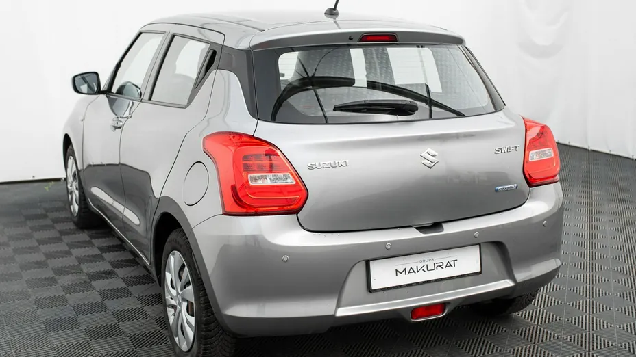SUZUKI Swift -