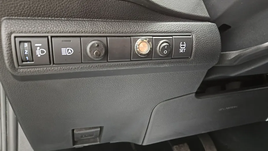 TOYOTA Corolla -