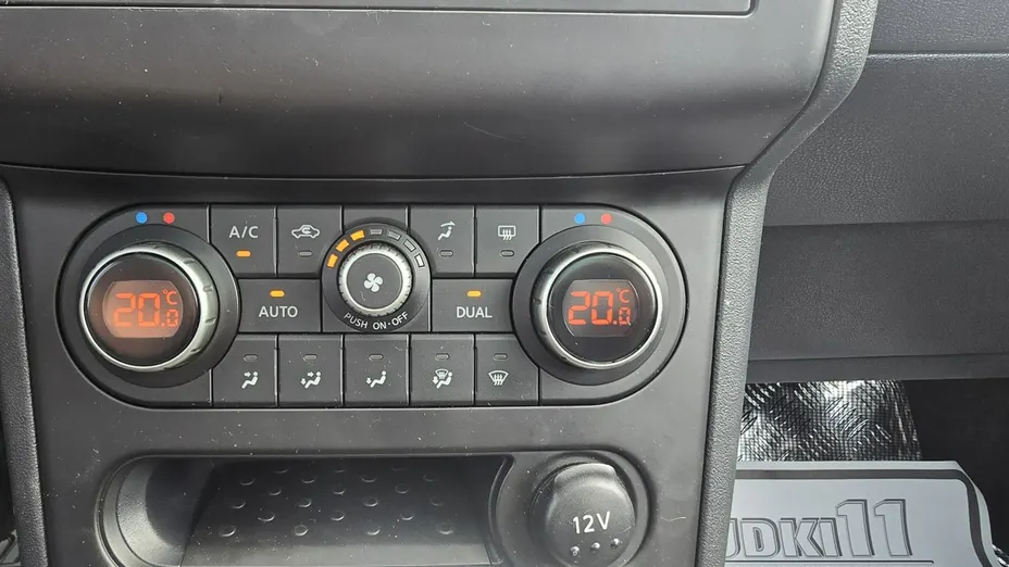 NISSAN Qashqai+2 -