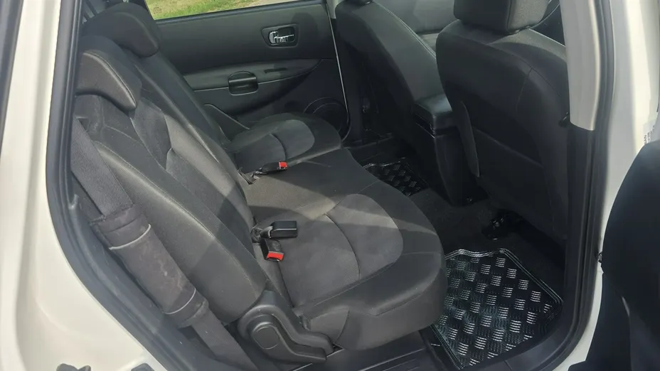 NISSAN Qashqai+2 -