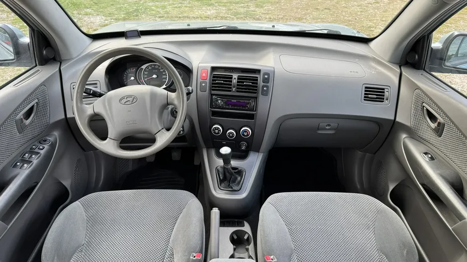 HYUNDAI Tucson -