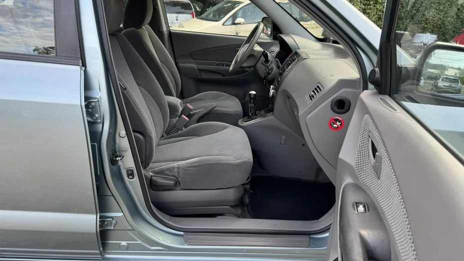HYUNDAI Tucson -