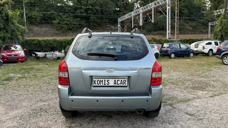HYUNDAI Tucson -